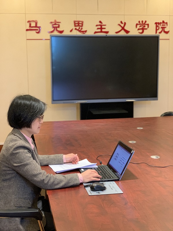 周春兰授课.jpg